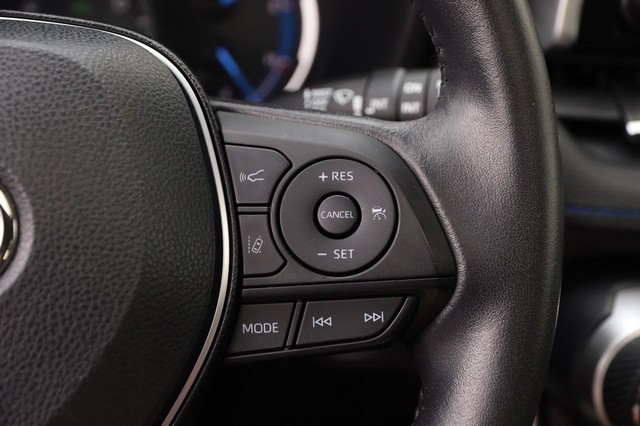 Toyota RAV4 Vehicle Image 14