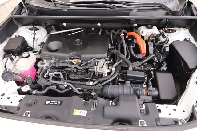 Toyota RAV4 Vehicle Image 29