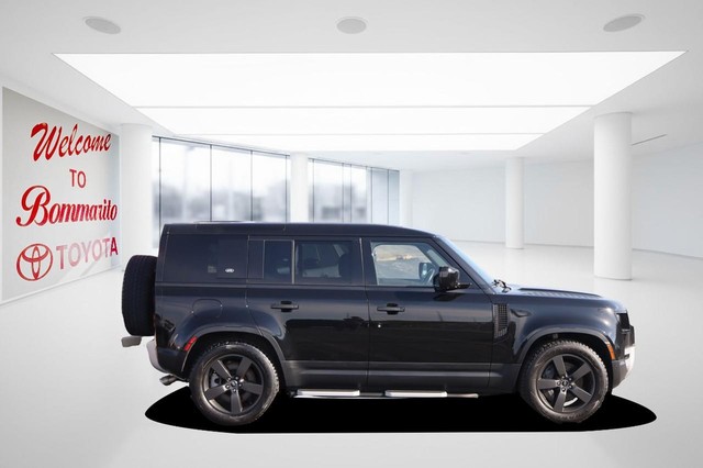 Land Rover Defender Vehicle Image 05