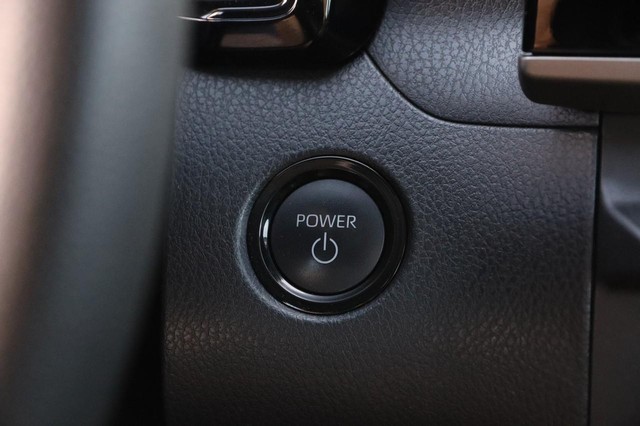 Toyota Camry Vehicle Image 14