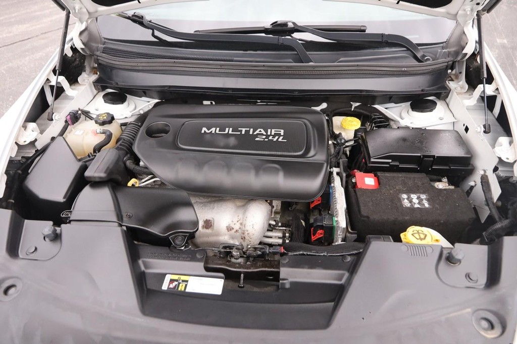 Jeep Cherokee Vehicle Full-screen Gallery Image 27