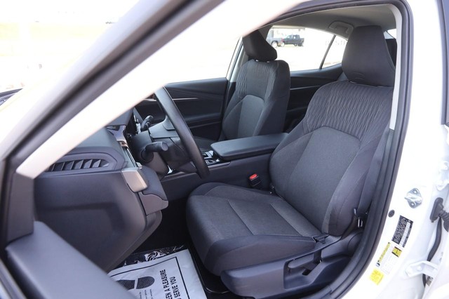 Toyota Camry Vehicle Image 08