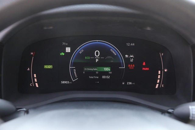 Toyota Camry Vehicle Image 13