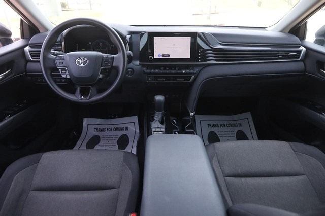 Toyota Camry Vehicle Image 21