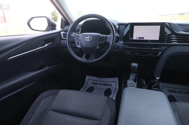 Toyota Camry Vehicle Image 22