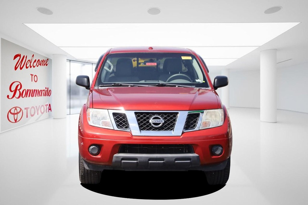 Nissan Frontier Vehicle Full-screen Gallery Image 4