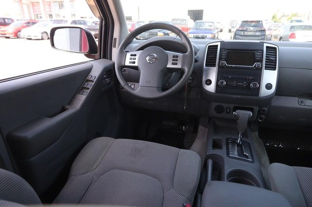 Nissan Frontier Vehicle Image 21
