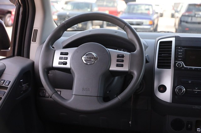 Nissan Frontier Vehicle Image 22