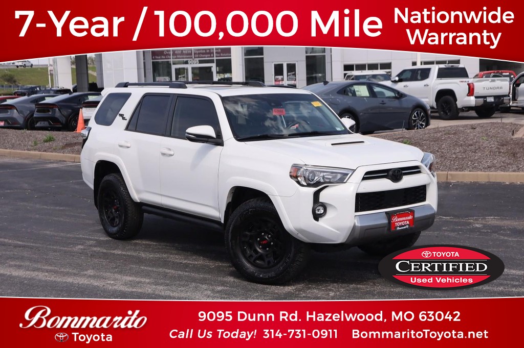 White 2022 Toyota 4Runner TRD Off-Road Premium 4WD SUV / Crossover Four-Wheel Drive Automatic