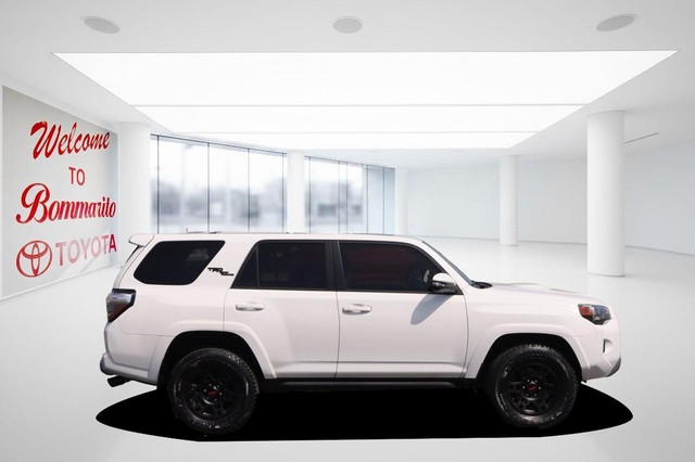 Toyota 4Runner Vehicle Image 05