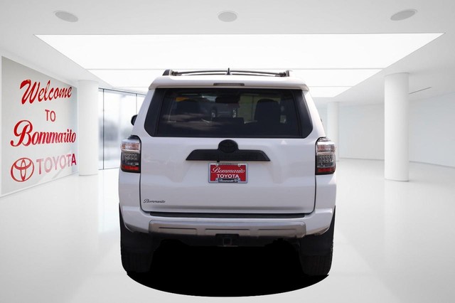 Toyota 4Runner Vehicle Image 06