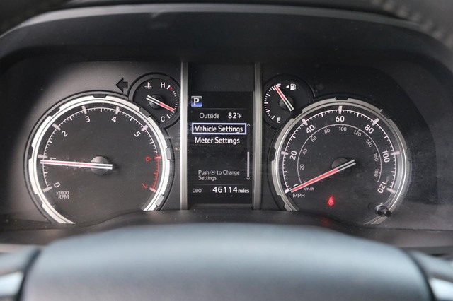 Toyota 4Runner Vehicle Image 14
