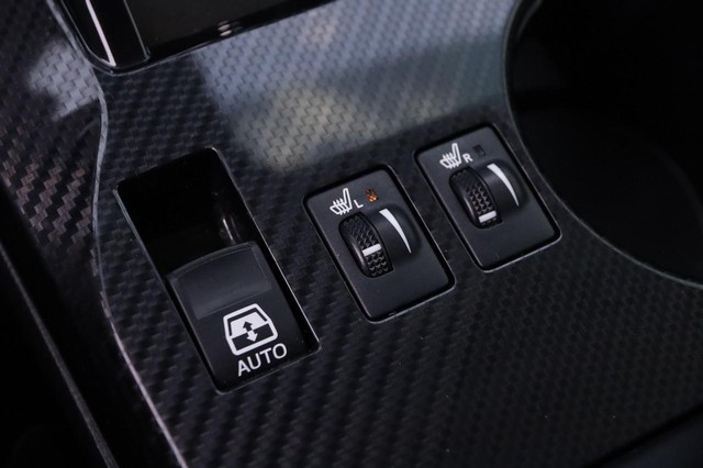 Toyota 4Runner Vehicle Image 21