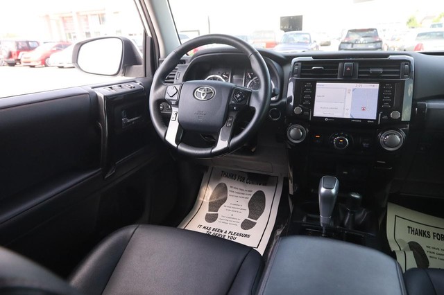 Toyota 4Runner Vehicle Image 25