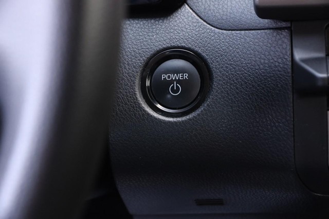 Toyota Camry Vehicle Image 14