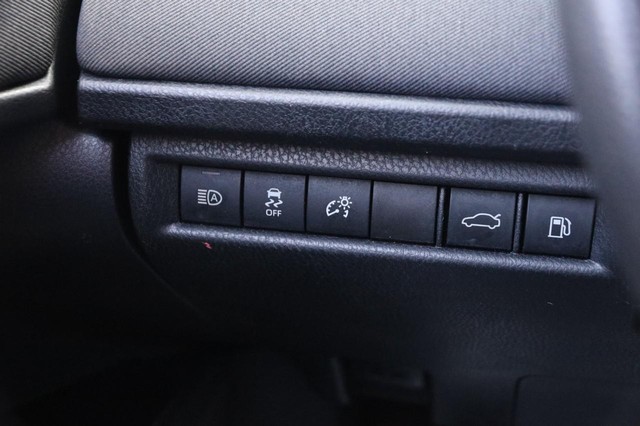 Toyota Camry Vehicle Image 20