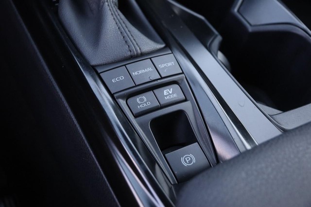 Toyota Camry Vehicle Image 18