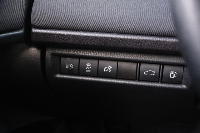 Toyota Camry Vehicle Image 19