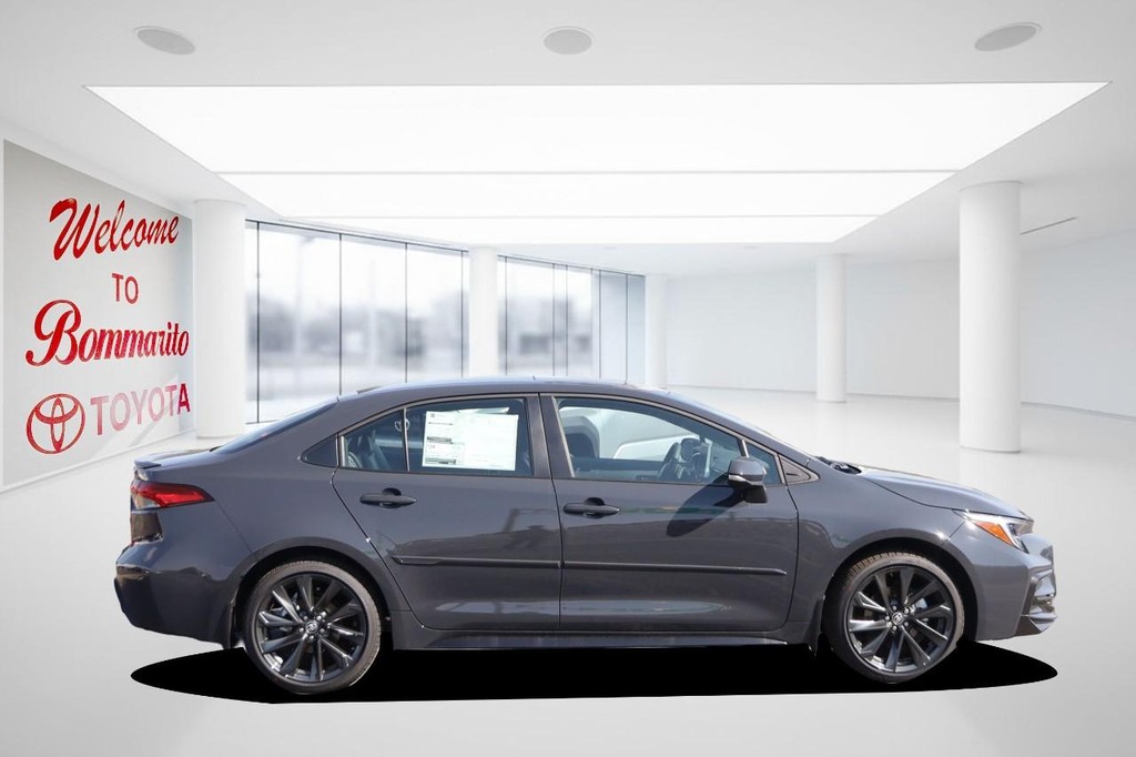 Toyota Corolla Vehicle Full-screen Gallery Image 5