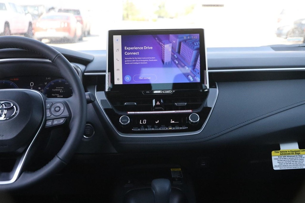 Toyota Corolla Vehicle Full-screen Gallery Image 24