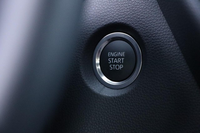 Toyota Corolla Vehicle Image 15