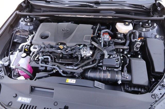 Toyota Camry Vehicle Image 28