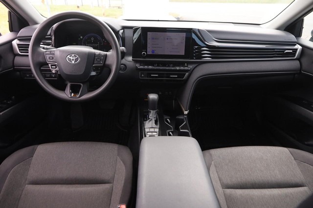 Toyota Camry Vehicle Image 20