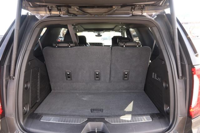 GMC Yukon Vehicle Image 07