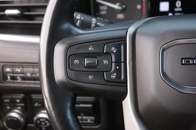 GMC Yukon Vehicle Image 16