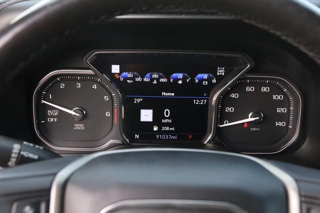 GMC Yukon Vehicle Image 18