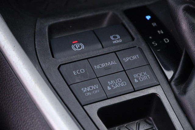 Toyota RAV4 Vehicle Image 18