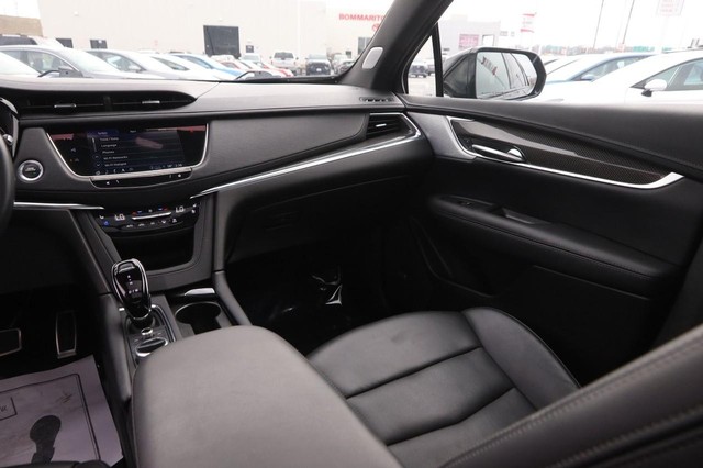 Cadillac XT5 Vehicle Image 27