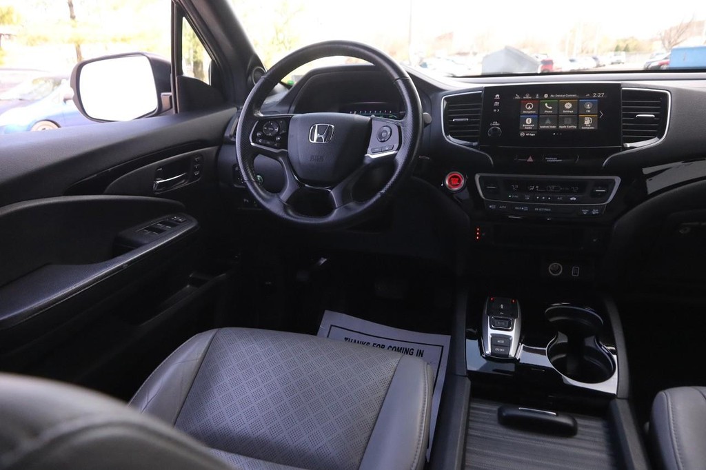 Honda Passport Vehicle Full-screen Gallery Image 25