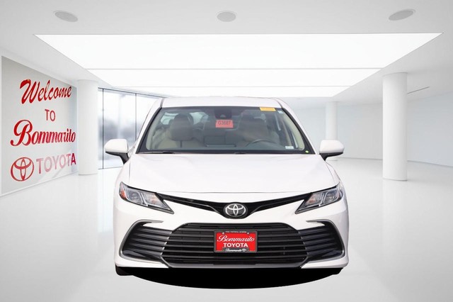 Toyota Camry Vehicle Image 04