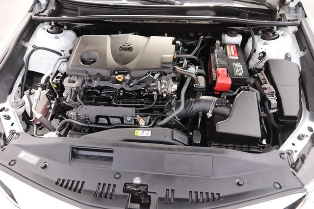 Toyota Camry Vehicle Image 26