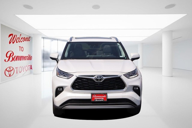 Toyota Highlander Vehicle Image 04