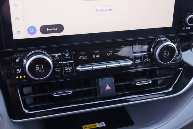 Toyota Highlander Vehicle Image 20