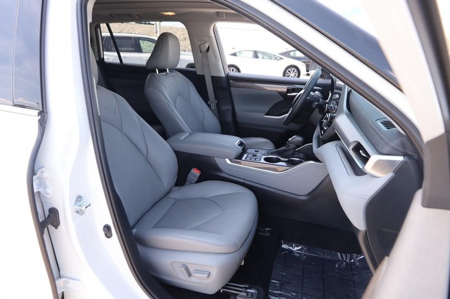 Toyota Highlander Vehicle Image 28
