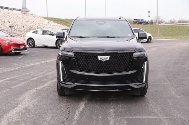 Cadillac Escalade Vehicle Image 04