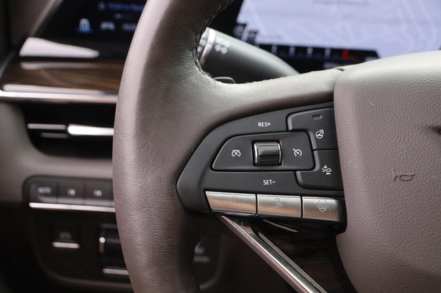 Cadillac Escalade Vehicle Image 15