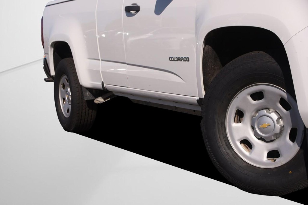 Chevrolet Colorado Vehicle Full-screen Gallery Image 3