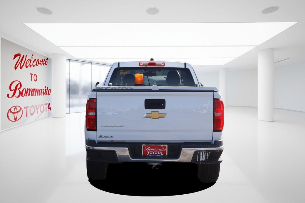 Chevrolet Colorado Vehicle Full-screen Gallery Image 6