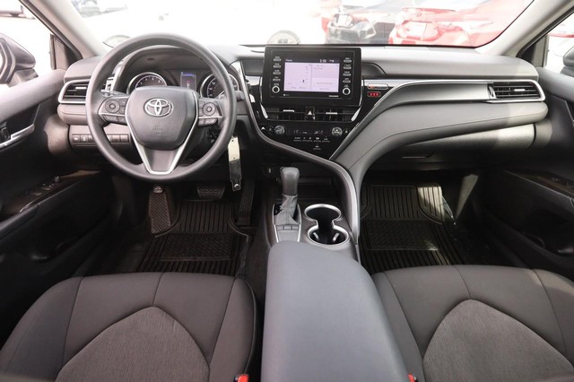 Toyota Camry Vehicle Image 20