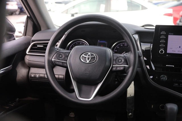 Toyota Camry Vehicle Image 22