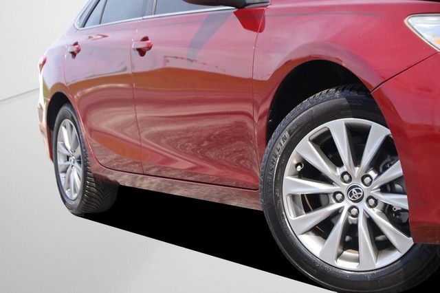 Toyota Camry Vehicle Image 03