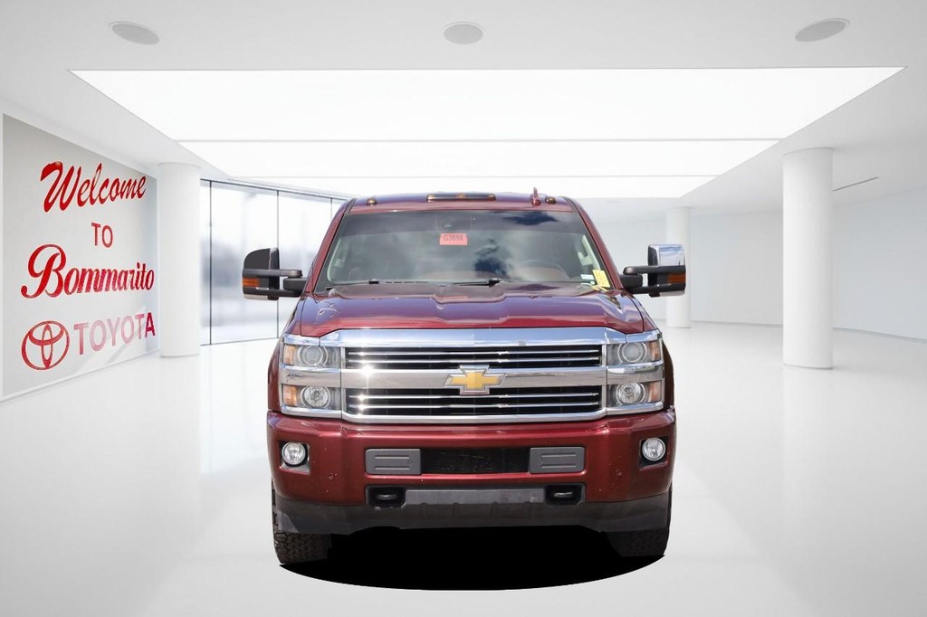 Chevrolet Silverado 2500HD Vehicle Full-screen Gallery Image 4
