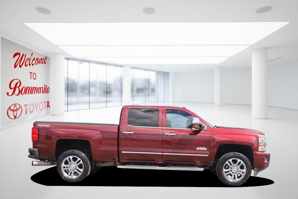 Chevrolet Silverado 2500HD Vehicle Full-screen Gallery Image 5