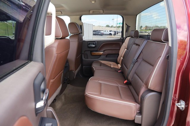 Chevrolet Silverado 2500HD Vehicle Image 09