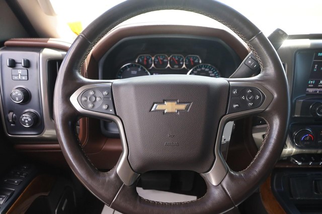 Chevrolet Silverado 2500HD Vehicle Image 10