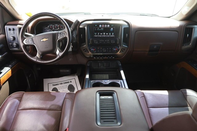 Chevrolet Silverado 2500HD Vehicle Image 21